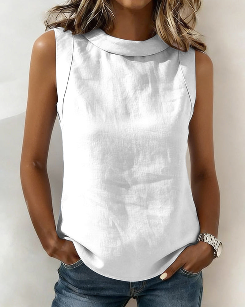 Elegant Sleeveless Collared Blouse
