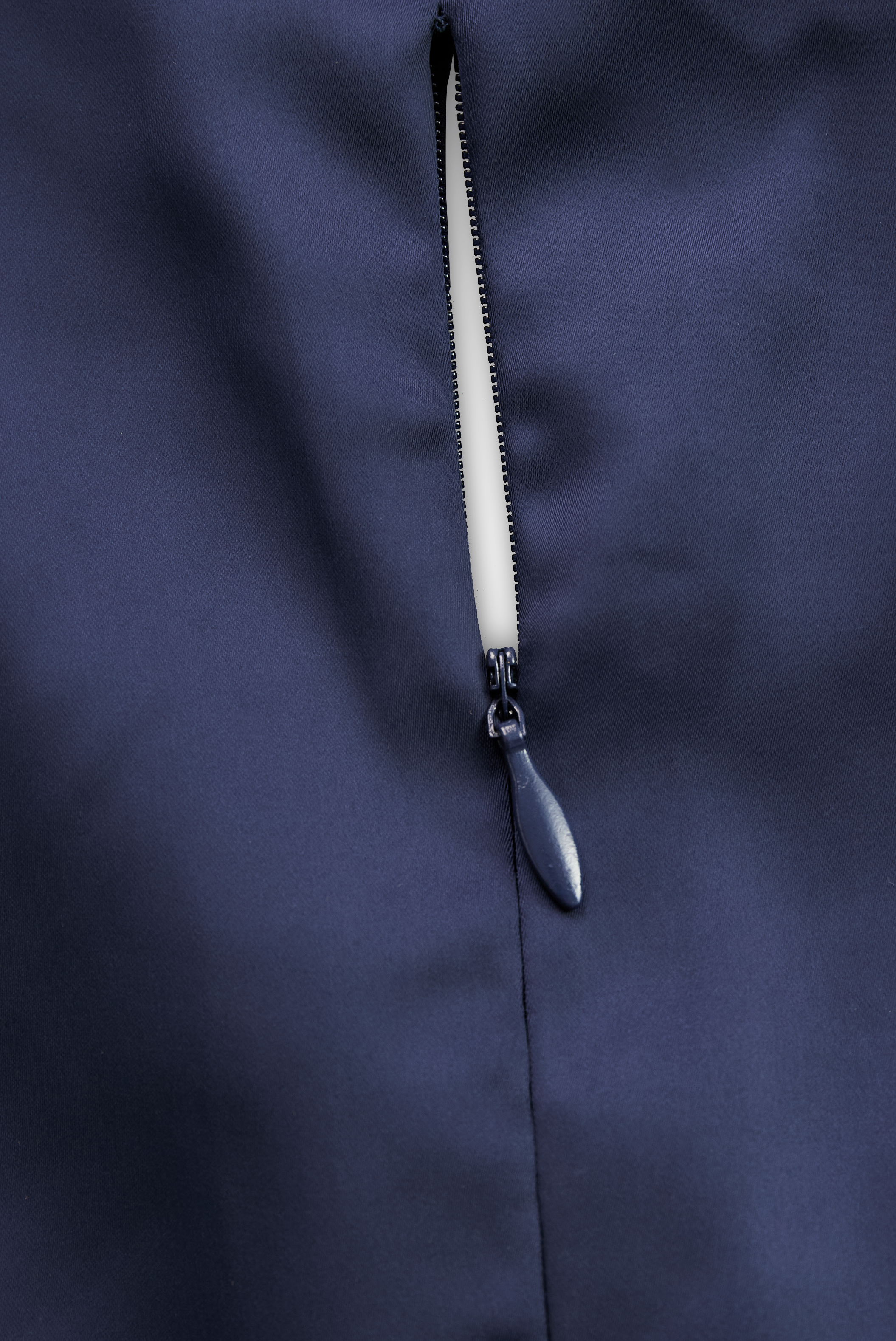 May | Elegant Midi Dress