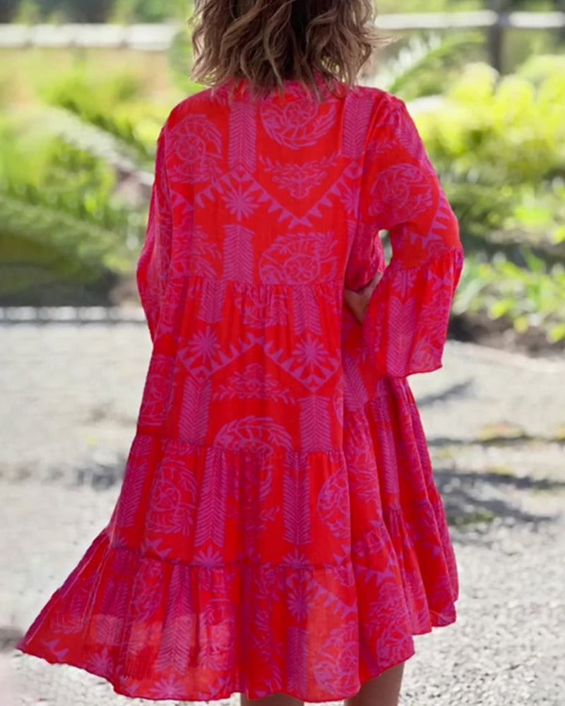 Donna | Crimson Breeze Shift Dress