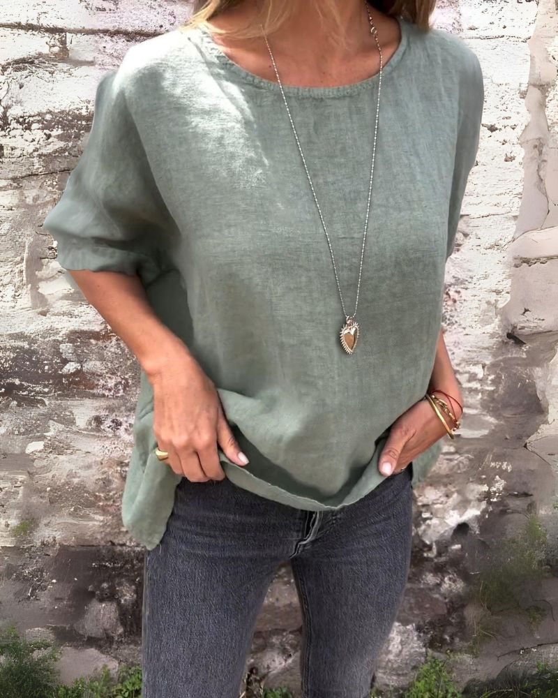 Louna™ | Essential T-Shirt