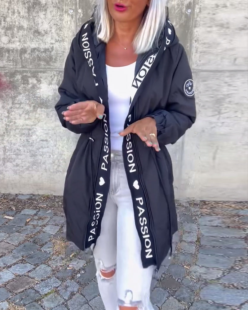 Black hoodie with "Passionš¤" print