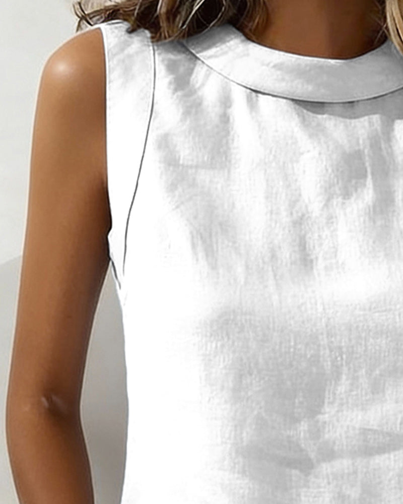 Elegant Sleeveless Collared Blouse