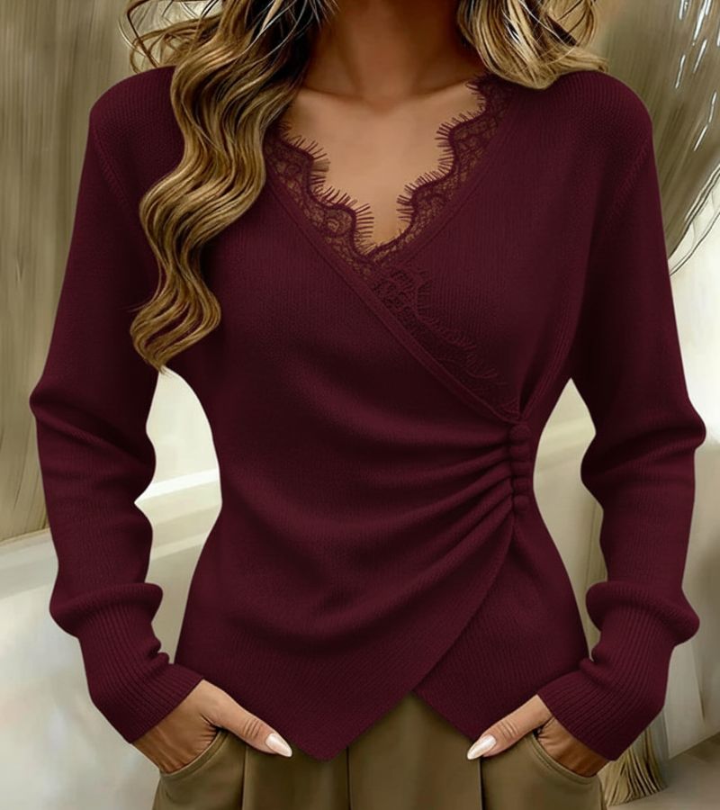 Katia | Sweater with V-neck and Lace Details