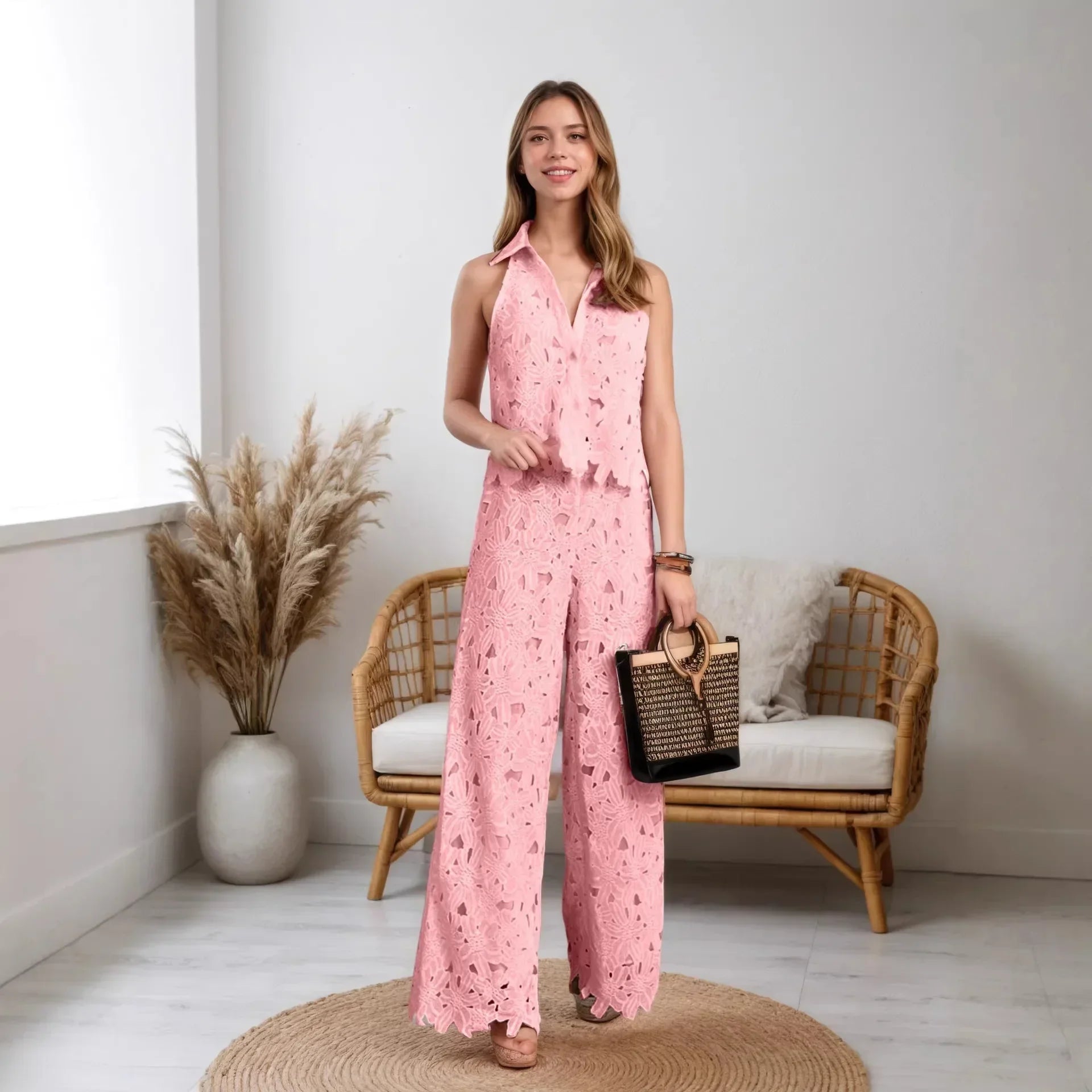 Serelle™ | Set in Premium Lace with Modern Design