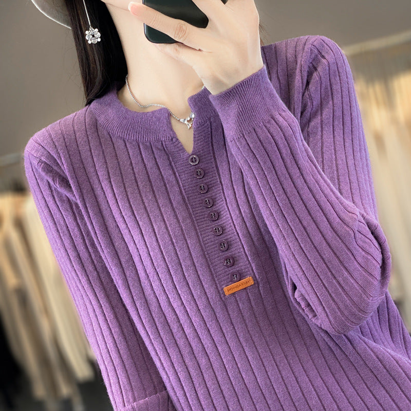 Rene™ | Knitted pullover with V-neck