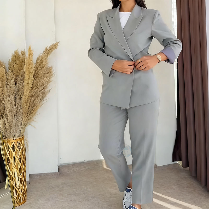 Classic 2-Piece Women's Set – Timeless Elegance, Comfort & Professional Look