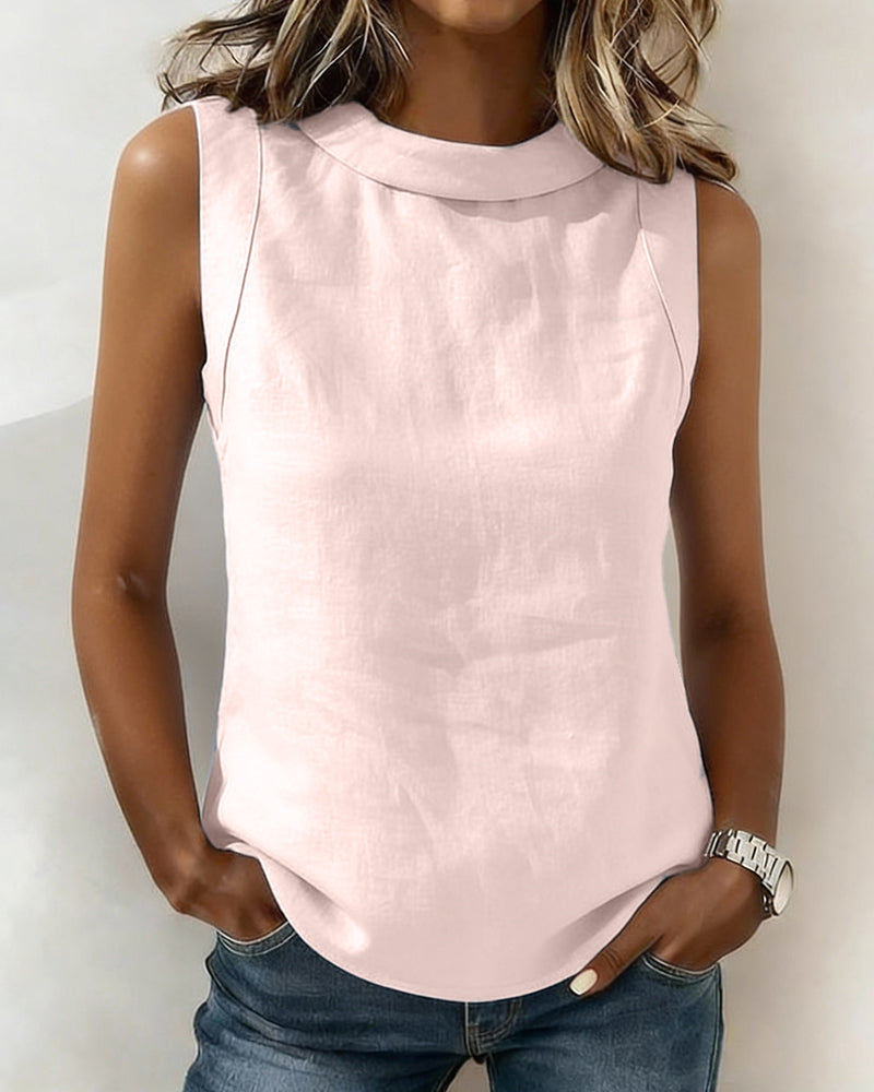 Elegant Sleeveless Collared Blouse