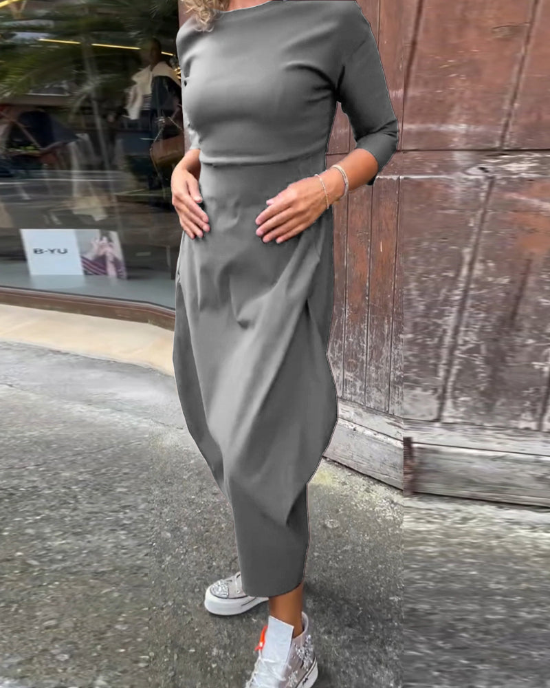 Simple Solid Color Long Sleeved Dress with Pockets