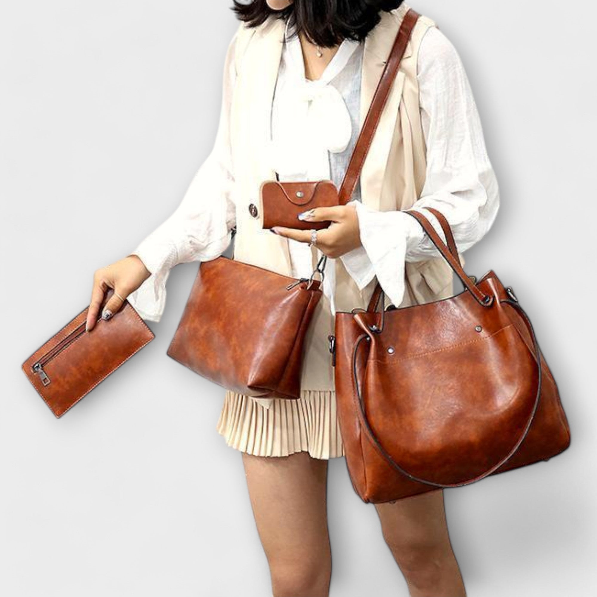 Caroline | Elegant Spacious Shoulder Bag