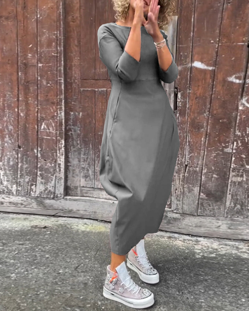 Simple Solid Color Long Sleeved Dress with Pockets