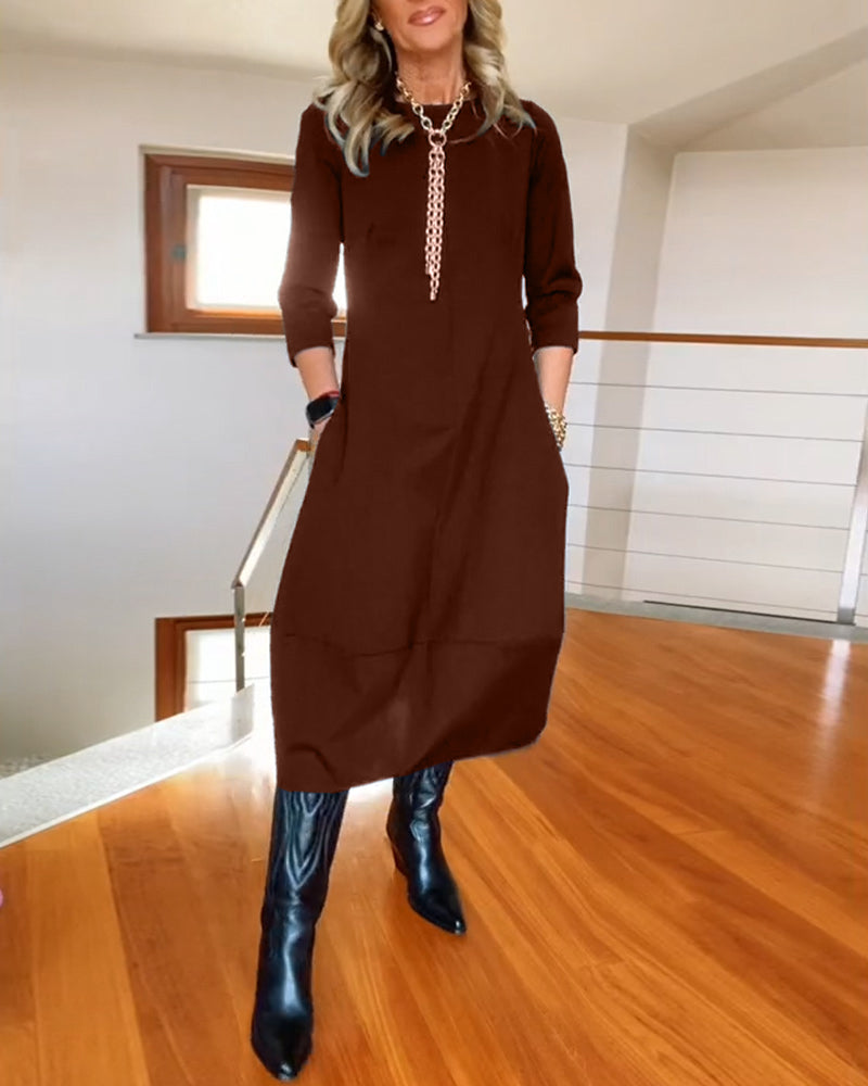Elegant Solid Color Dress with Pocket and Round Collar