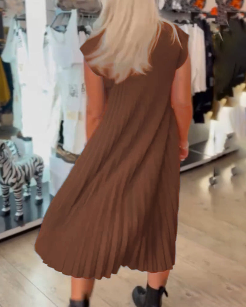 Short Sleeve Pleated Black Dress