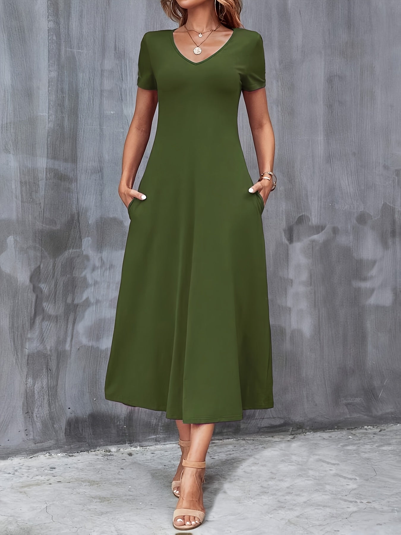 Holly | Stylish V-neck Casual Dress
