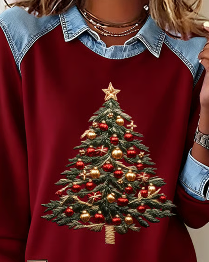 Sweatshirt in Denim with Patchwork Details and Christmas Print