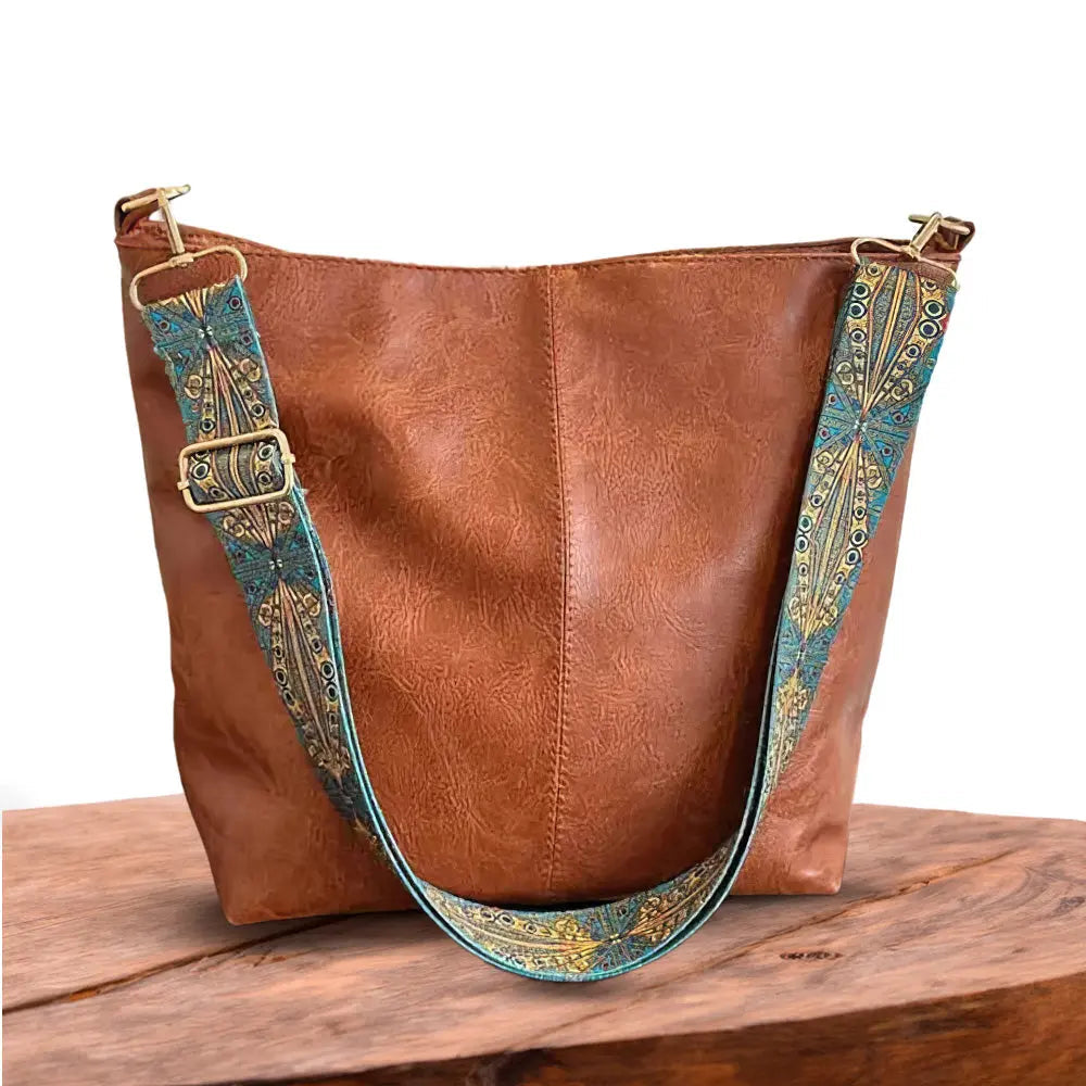 Ada | Vintage Charm Shoulder Bag
