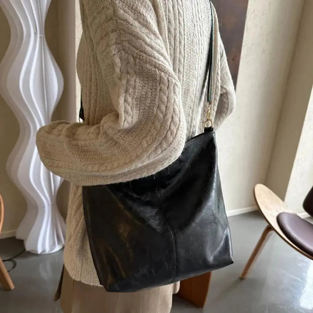 Ada | Vintage Charm Shoulder Bag