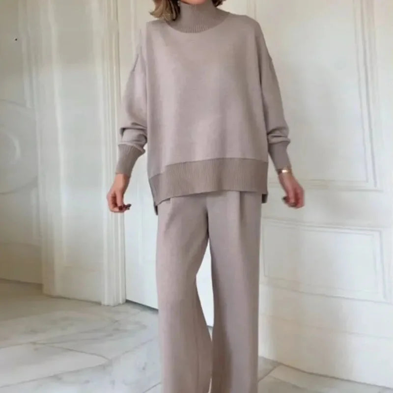 Hannah™ | Premium Sweatshirt Set with High-Neck Top