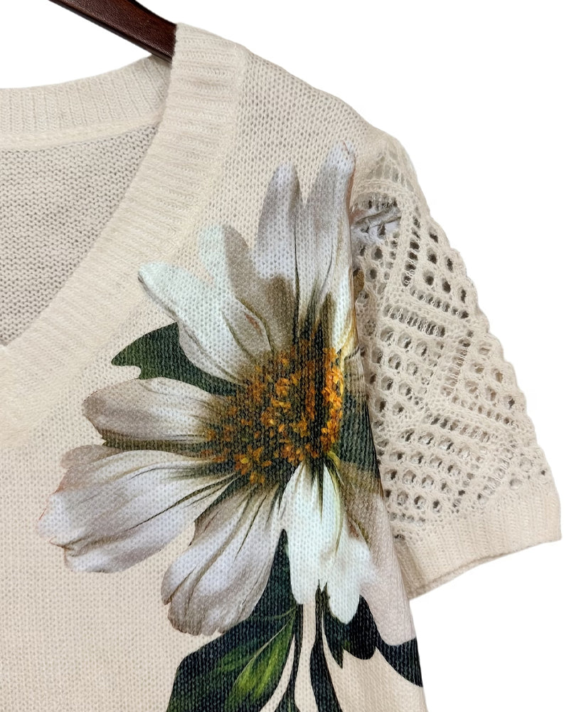 Floral Knit V-Neck Pullover