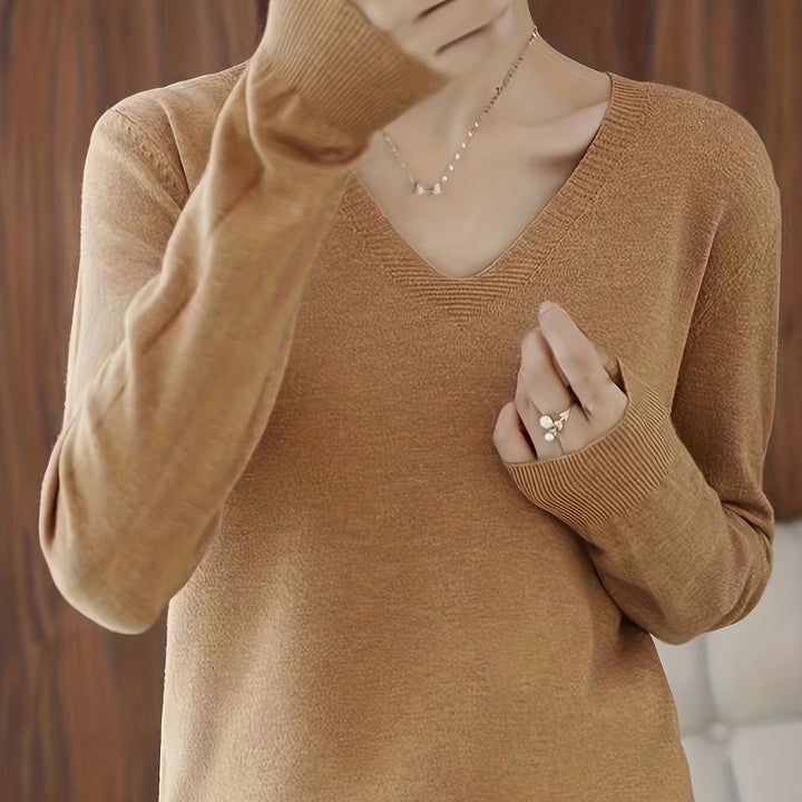 Selene | Soft V-Neck Sweater