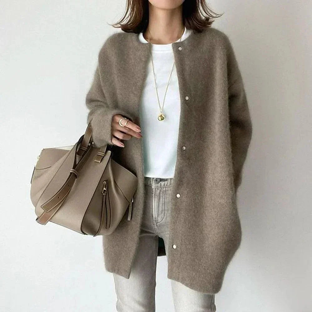 Vanna™ | Luxurious Buttoned Knit Jacket