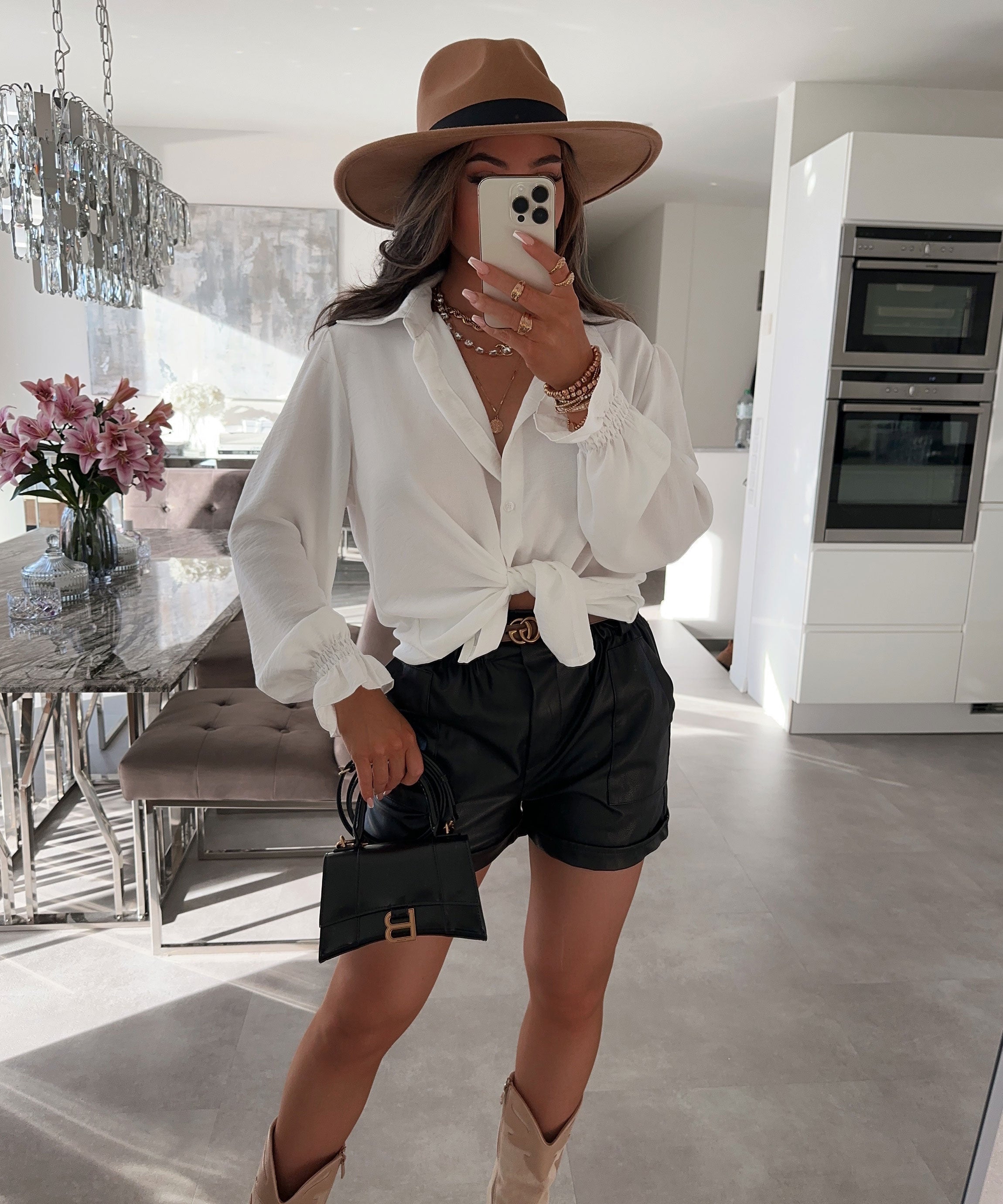 Candice | Elegant Long Sleeve Buttoned Blouse
