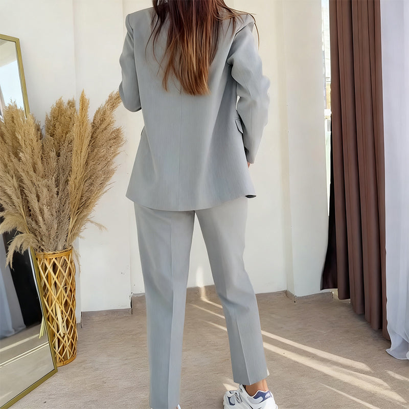 Classic 2-Piece Women's Set – Timeless Elegance, Comfort & Professional Look