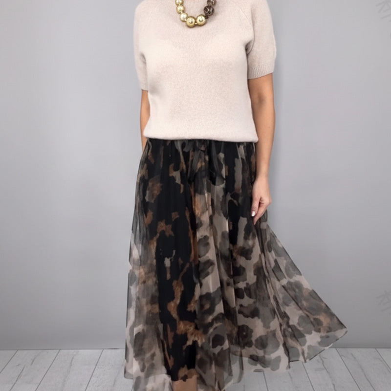 Two Piece Set for Women Comprising a Sweater and a Flowing Leopard Print Skirt